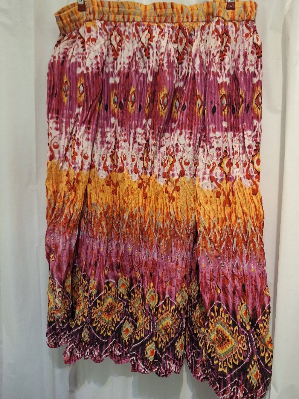 PLUS SIZE SKIRT, Avenue 26/28 “BROOM STICK SKIRT” EUC Elastic waist